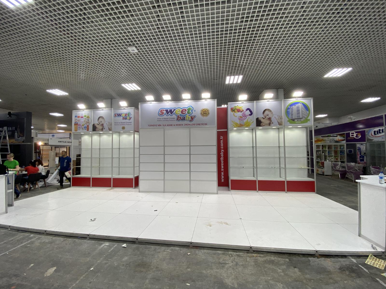 Octanorm Üç Tarafı Açık Standlar