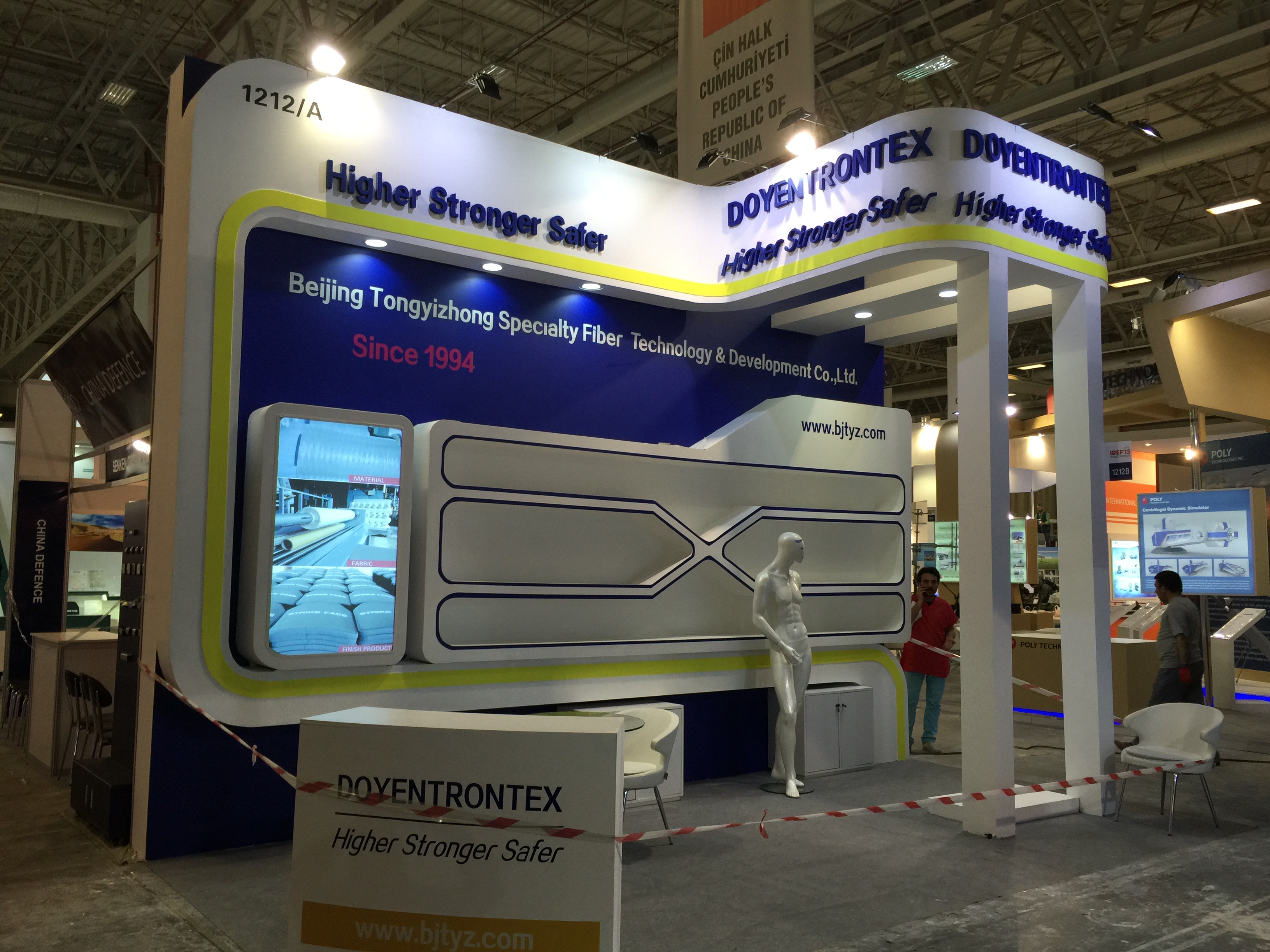 Ahşap Stand Üç Tarafı Açık Stand