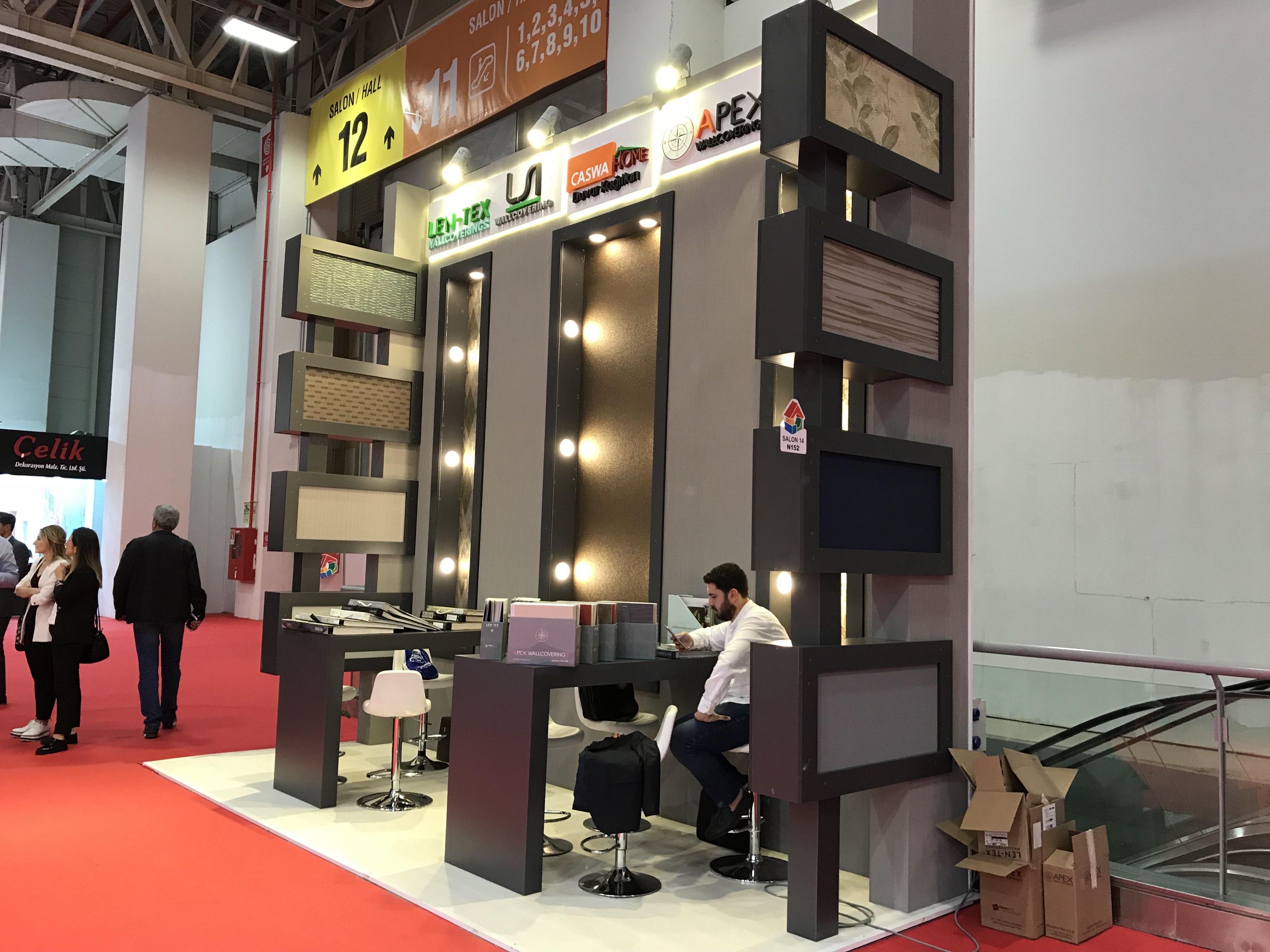 Ahşap Stand Üç Tarafı Açık Stand