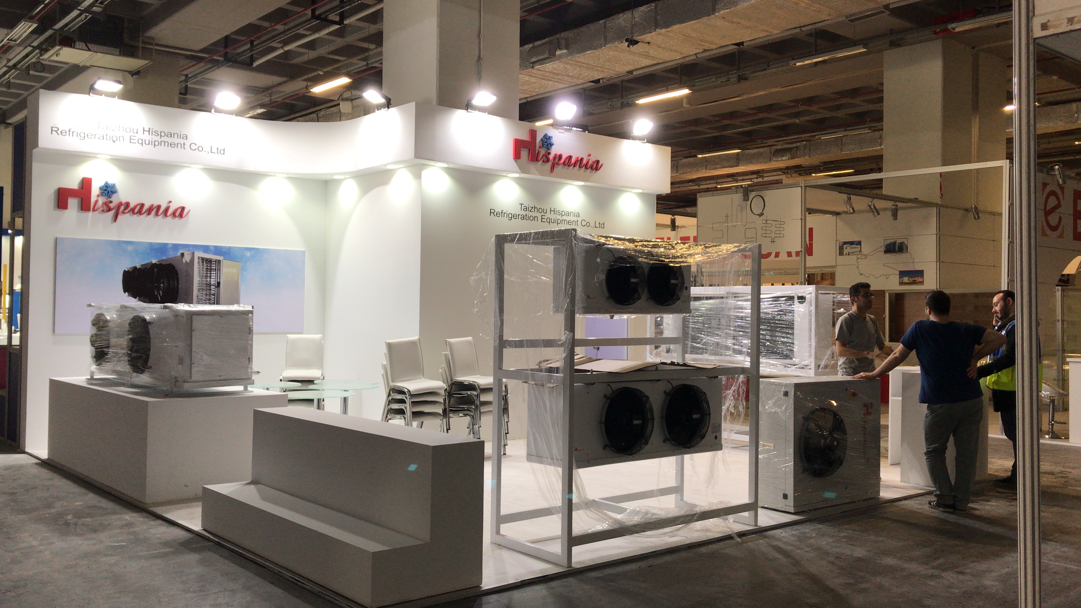 Ahşap Stand Üç Tarafı Açık Stand