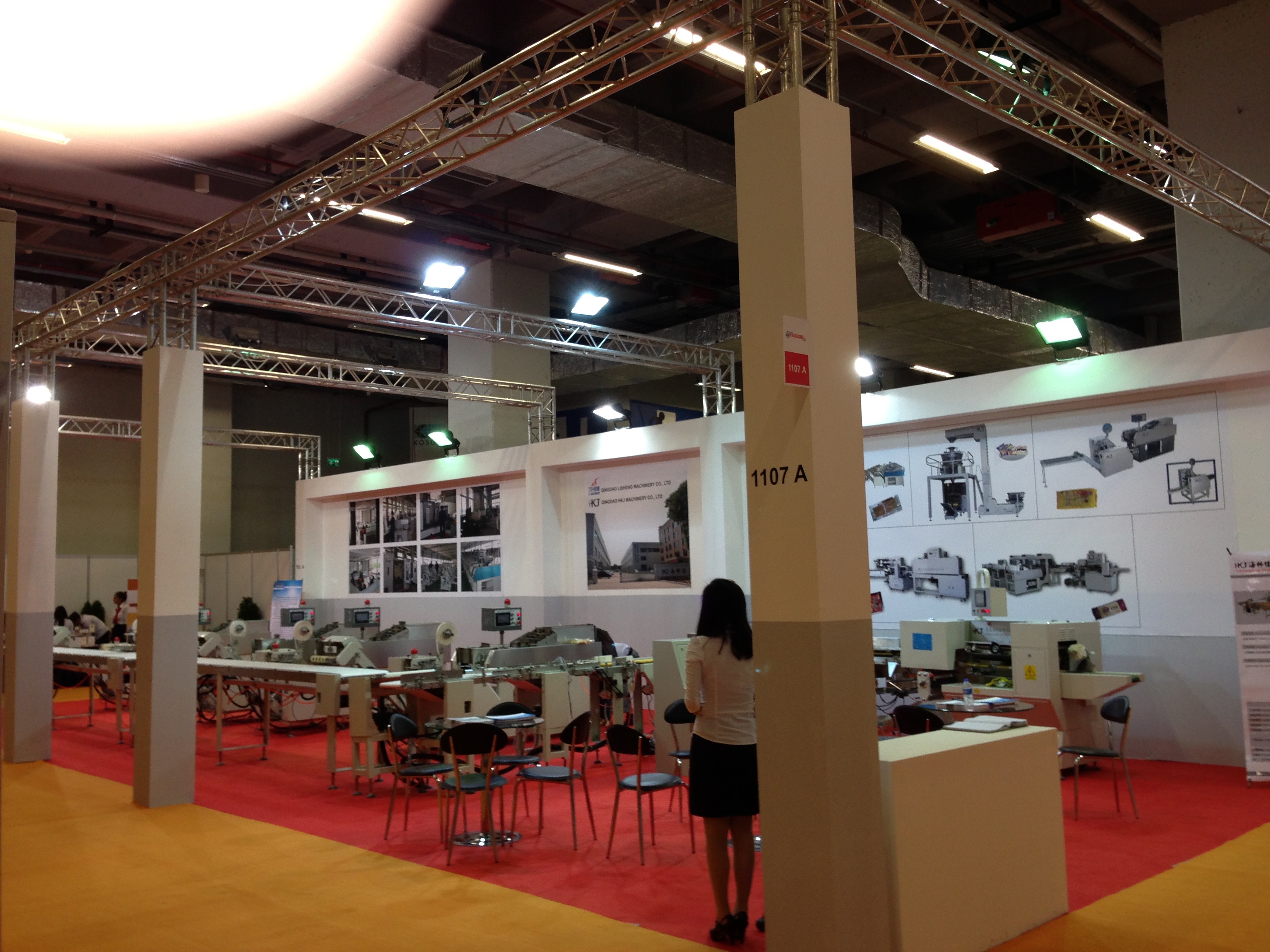 Ahşap Stand Üç Tarafı Açık Stand