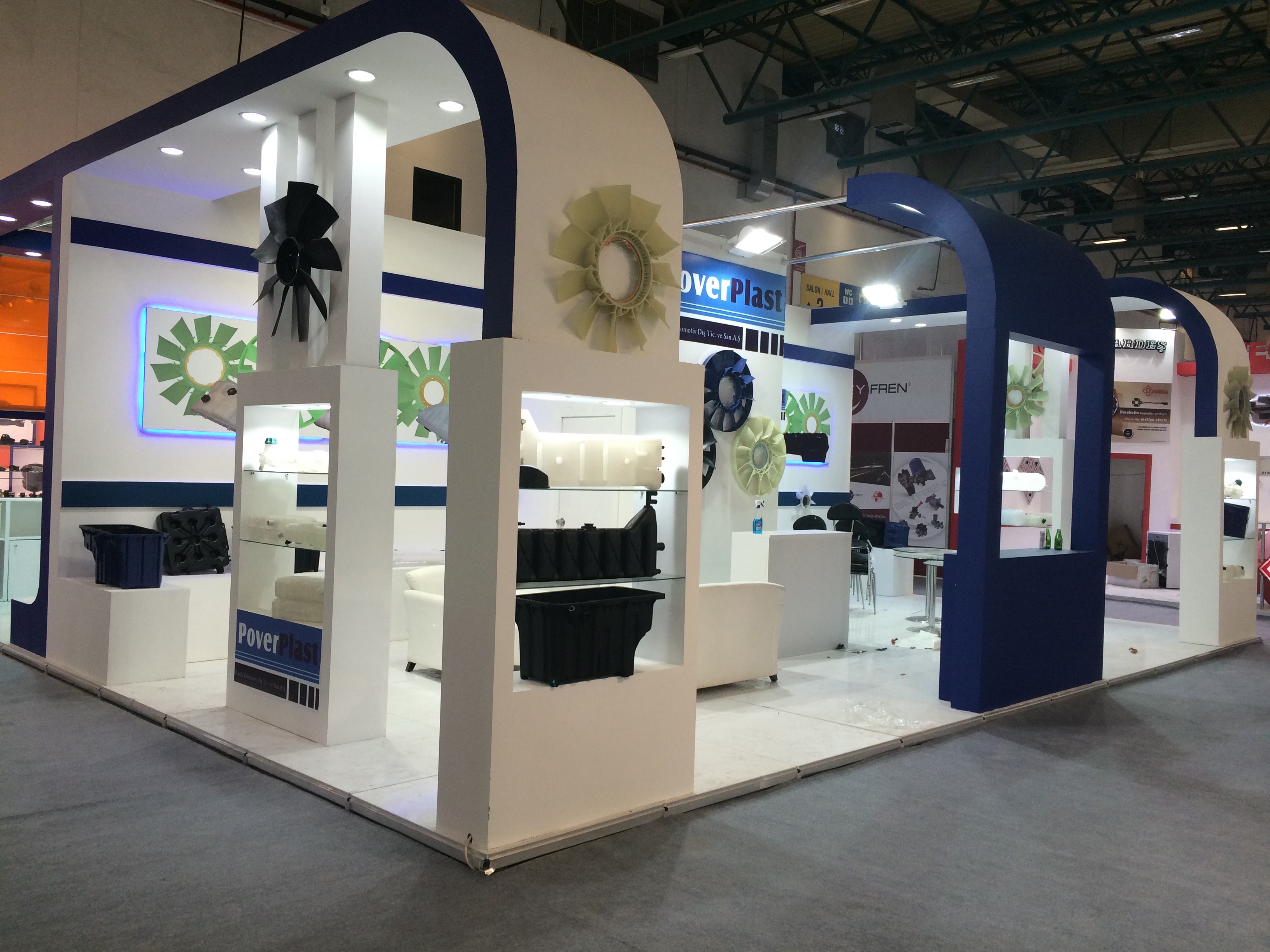 Ahşap Stand Üç Tarafı Açık Stand