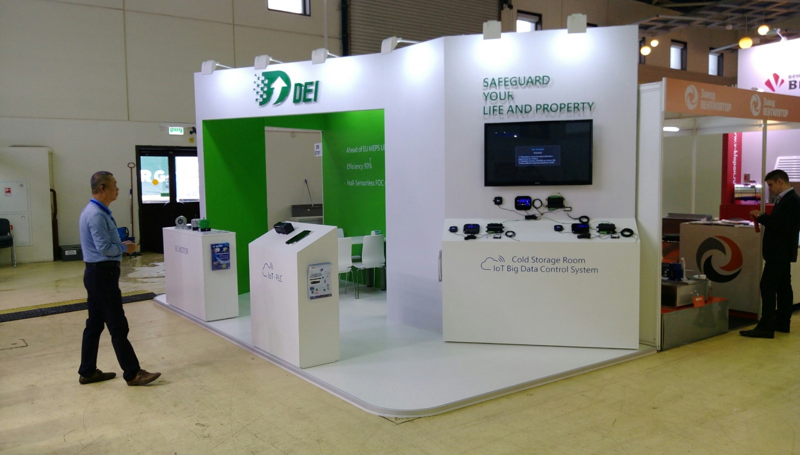 Ahşap Stand Üç Tarafı Açık Stand