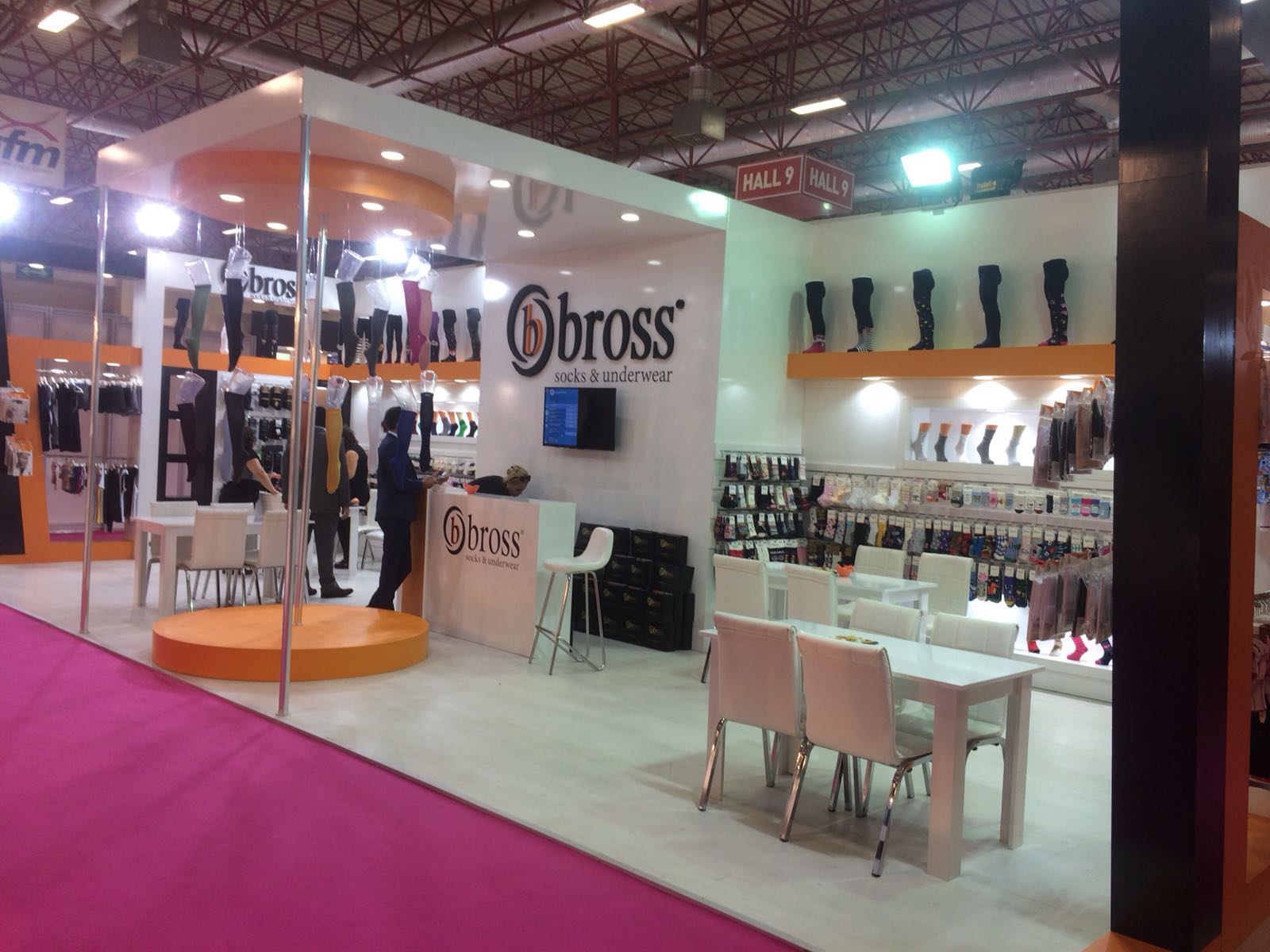 Ahşap Stand Üç Tarafı Açık Stand