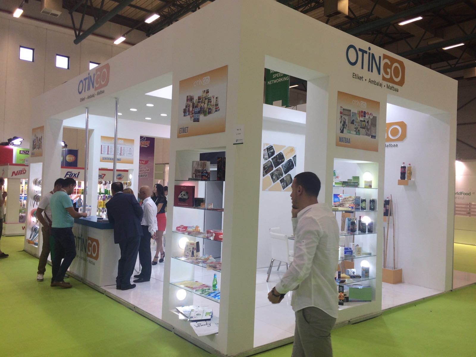 Ahşap Stand Köşe Stand