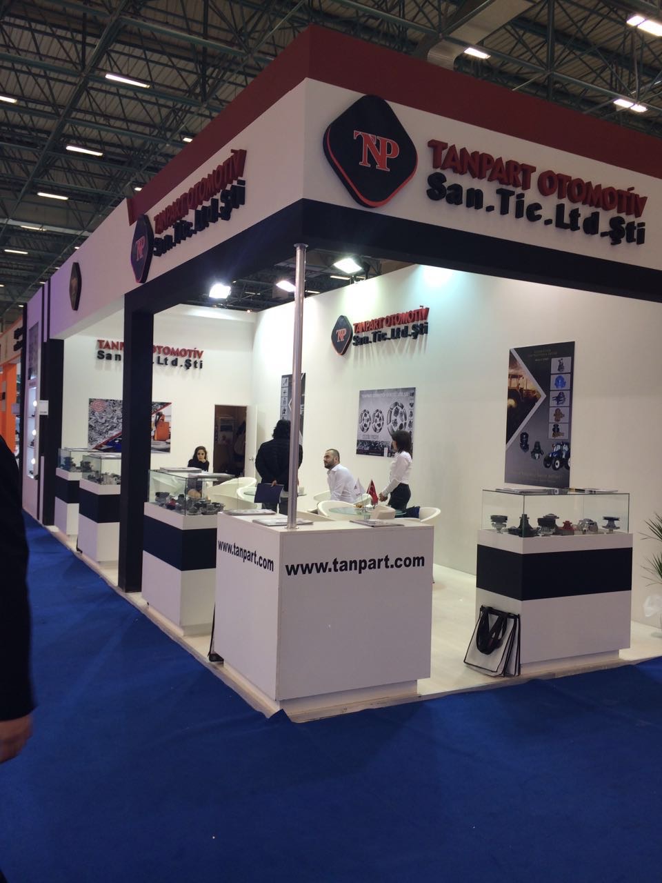 Ahşap Stand Köşe Stand