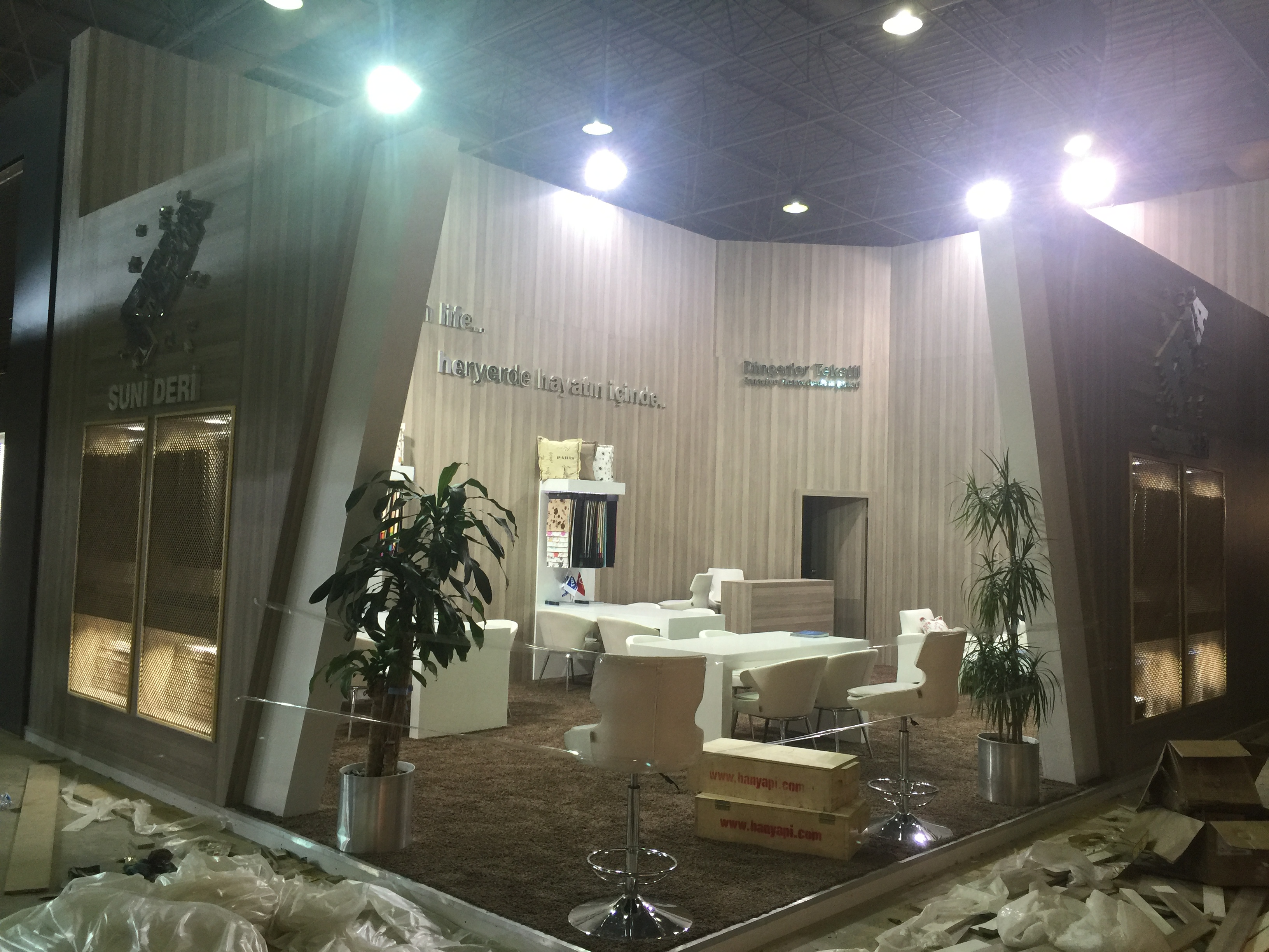 Ahşap Stand Köşe Stand