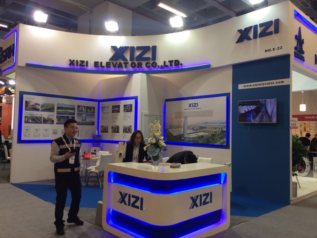 Ahşap Stand Köşe Stand