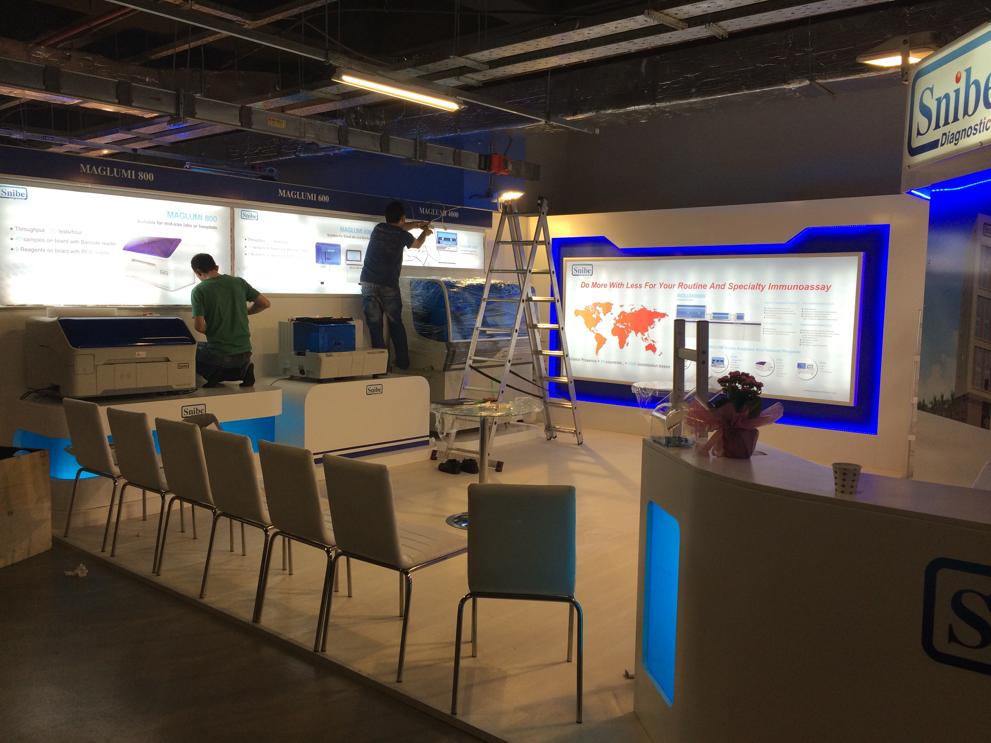 Ahşap Stand Köşe Stand