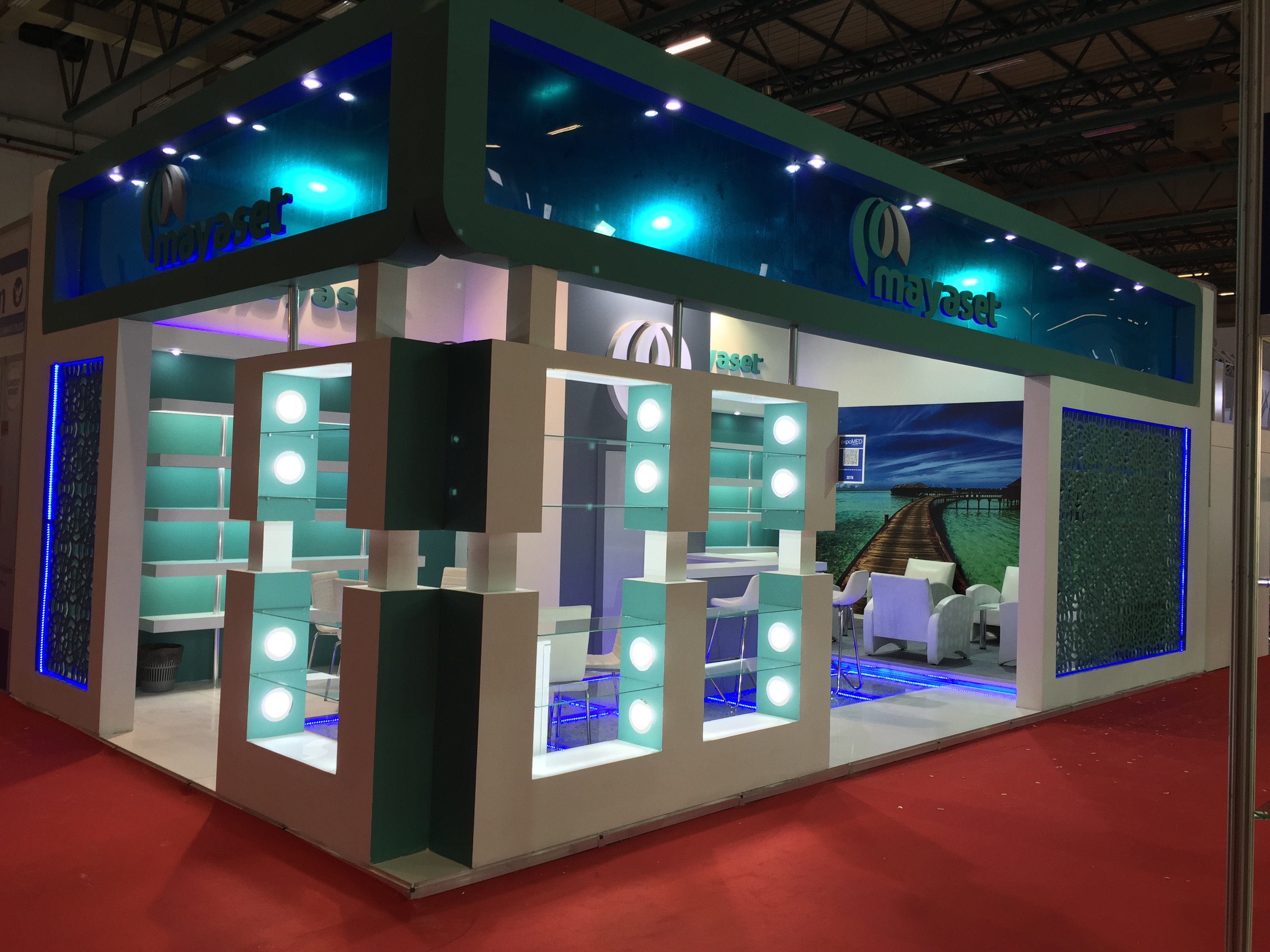 Ahşap Stand Köşe Stand