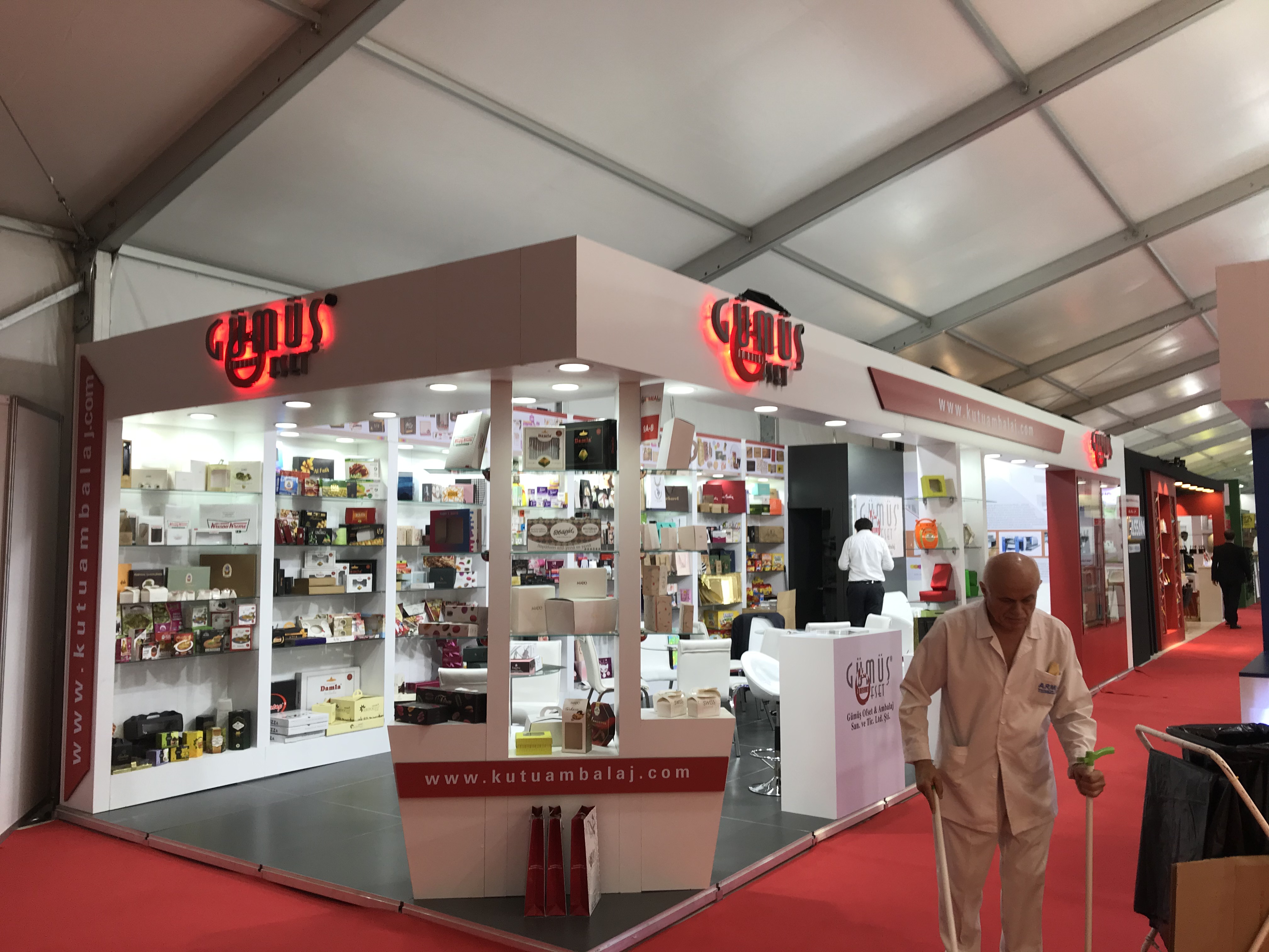 Ahşap Stand Köşe Stand