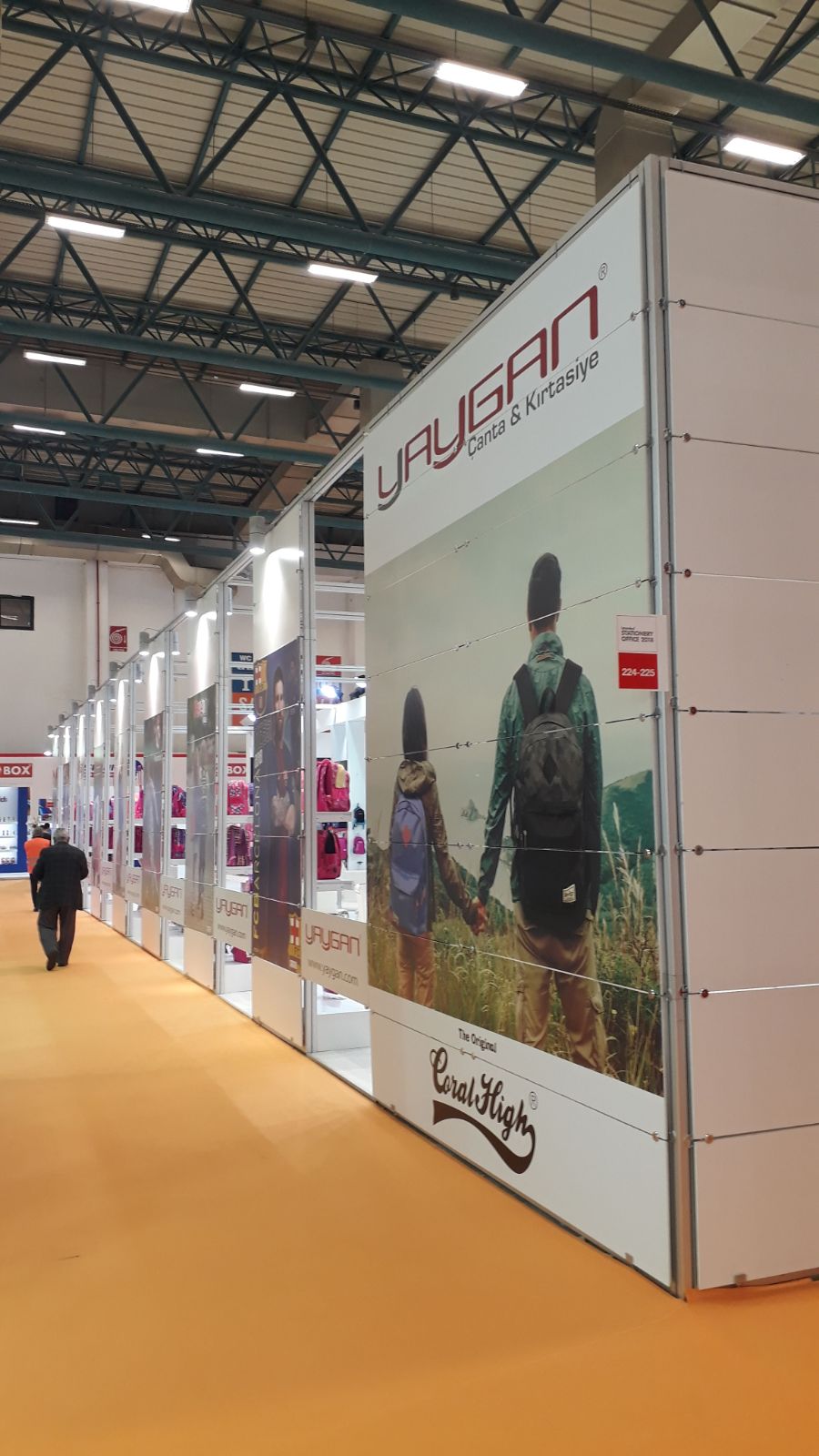 Maxima Stand Ada Stand