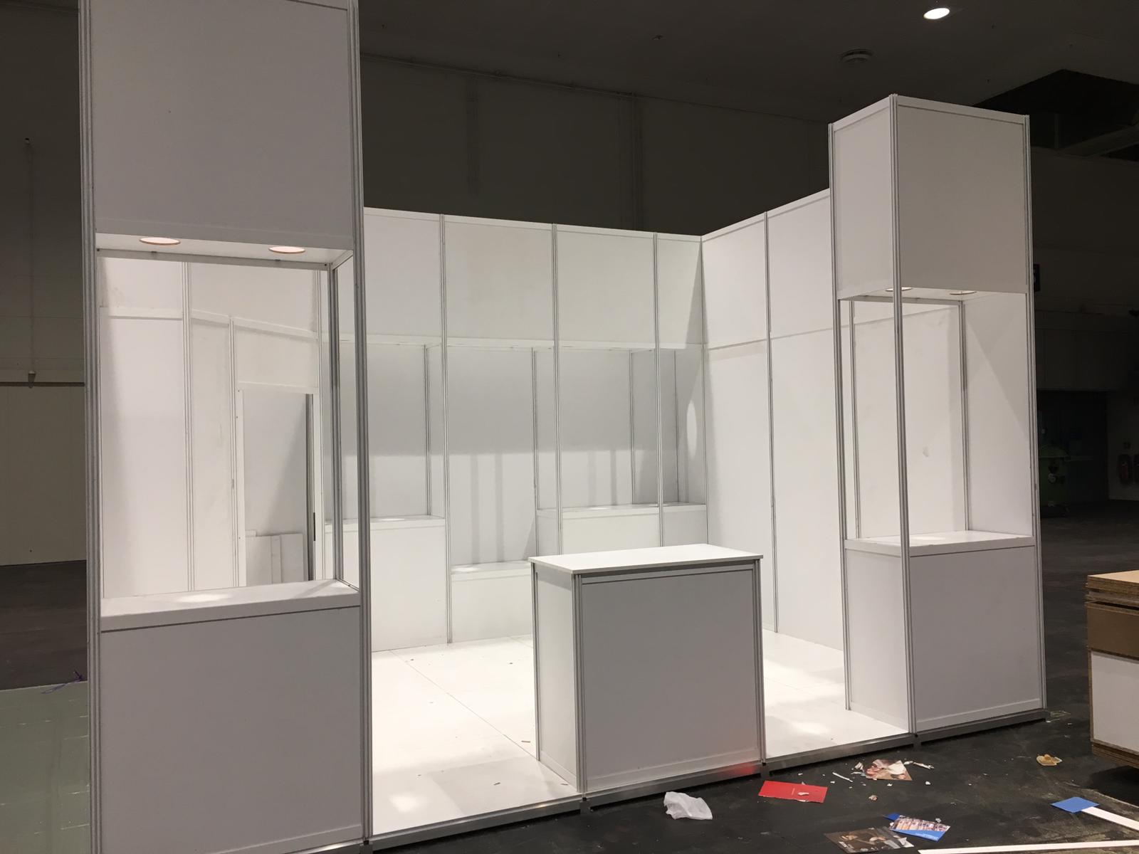 Octonorm Stand Tek Cephe Açık Stand