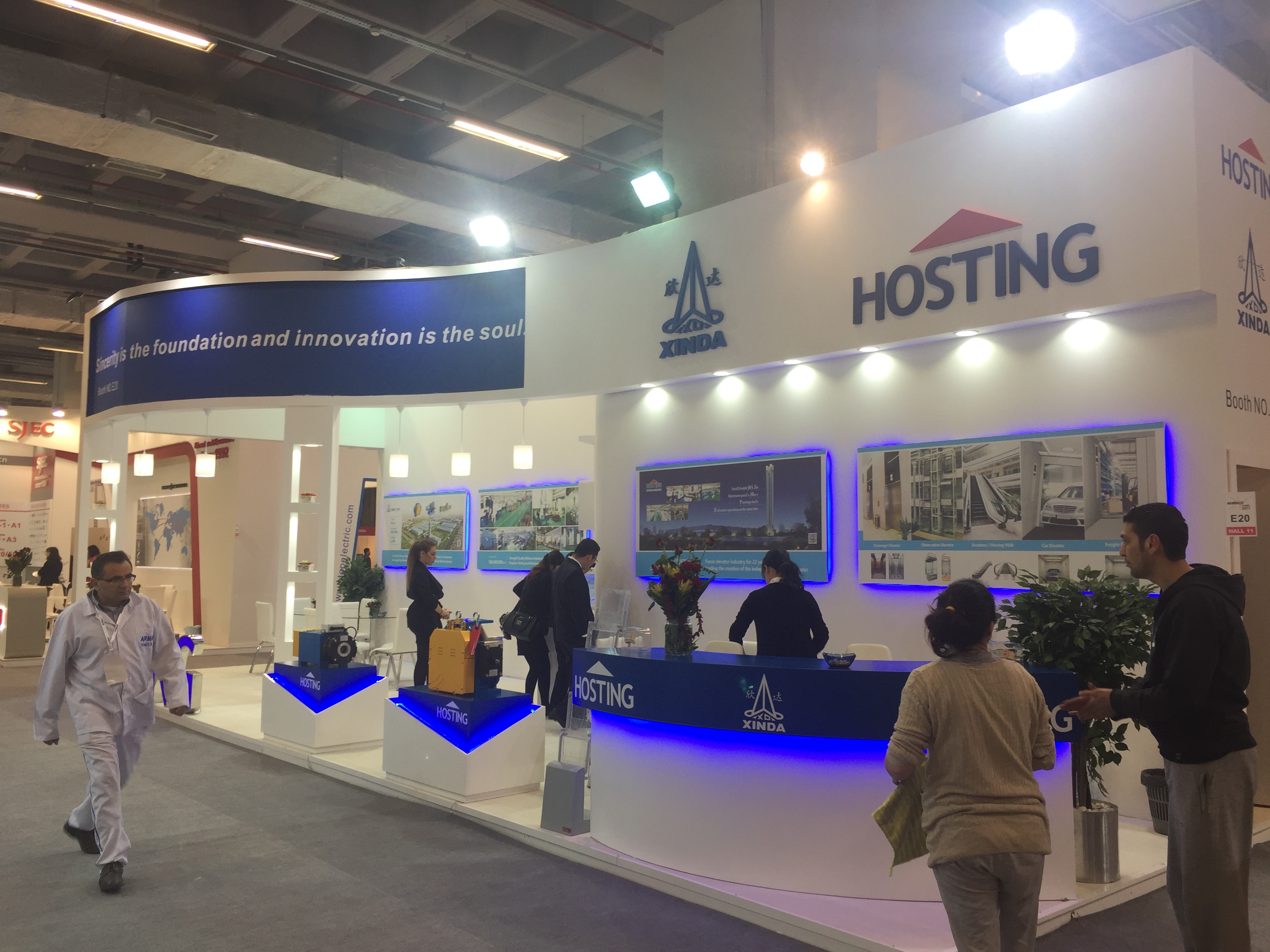 Ahşap Stand Üç Tarafı Açık Stand