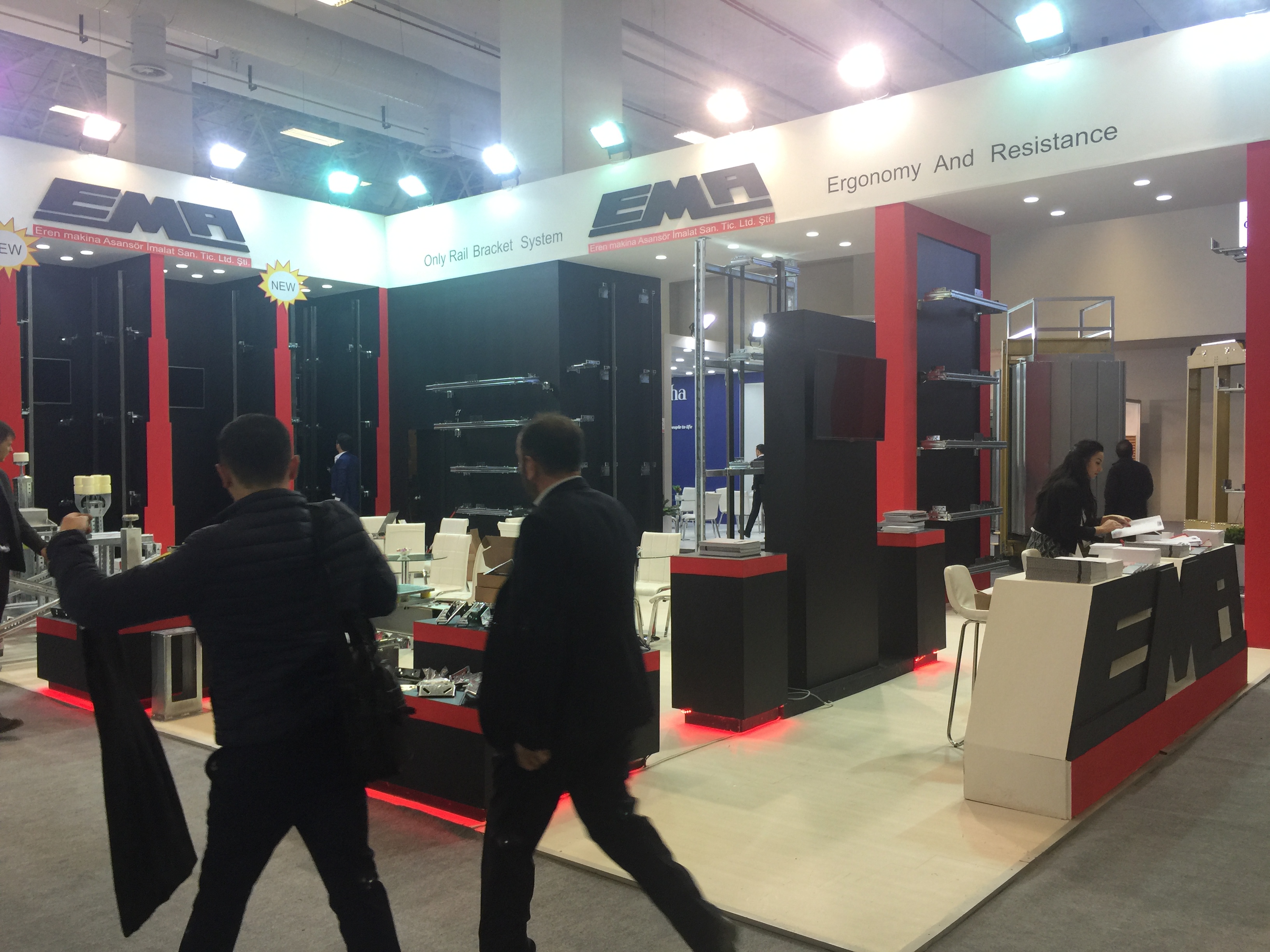 Ahşap Stand Üç Tarafı Açık Stand