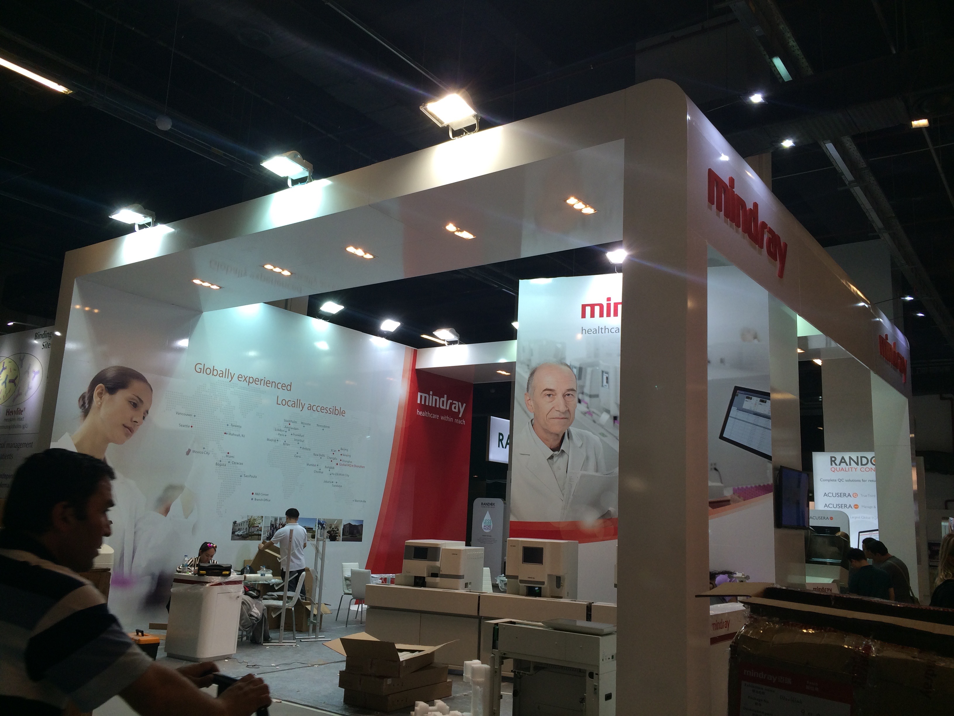 Ahşap Stand Üç Tarafı Açık Stand