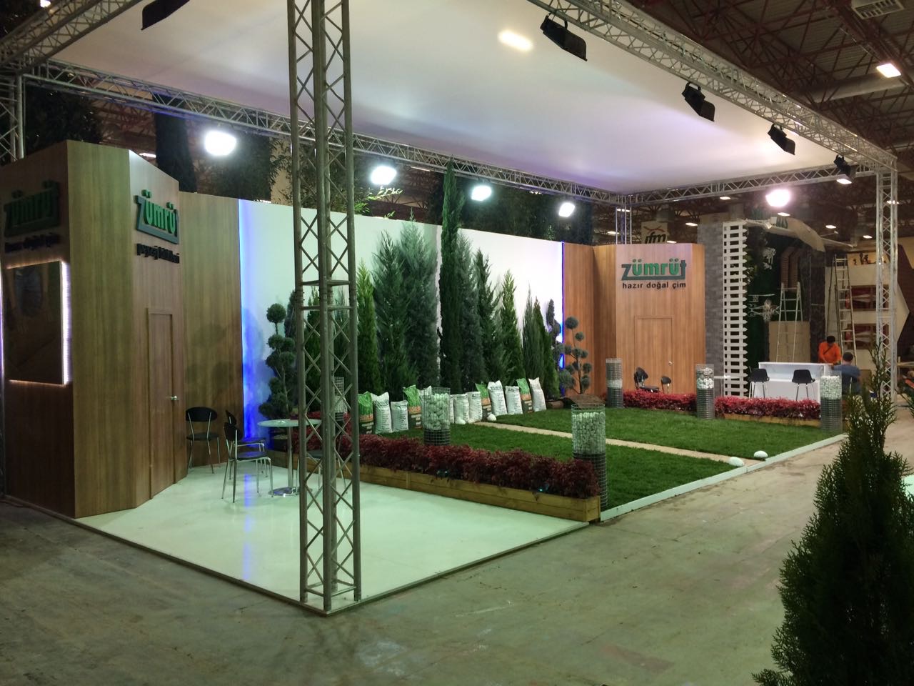 Ahşap Stand Üç Tarafı Açık Stand