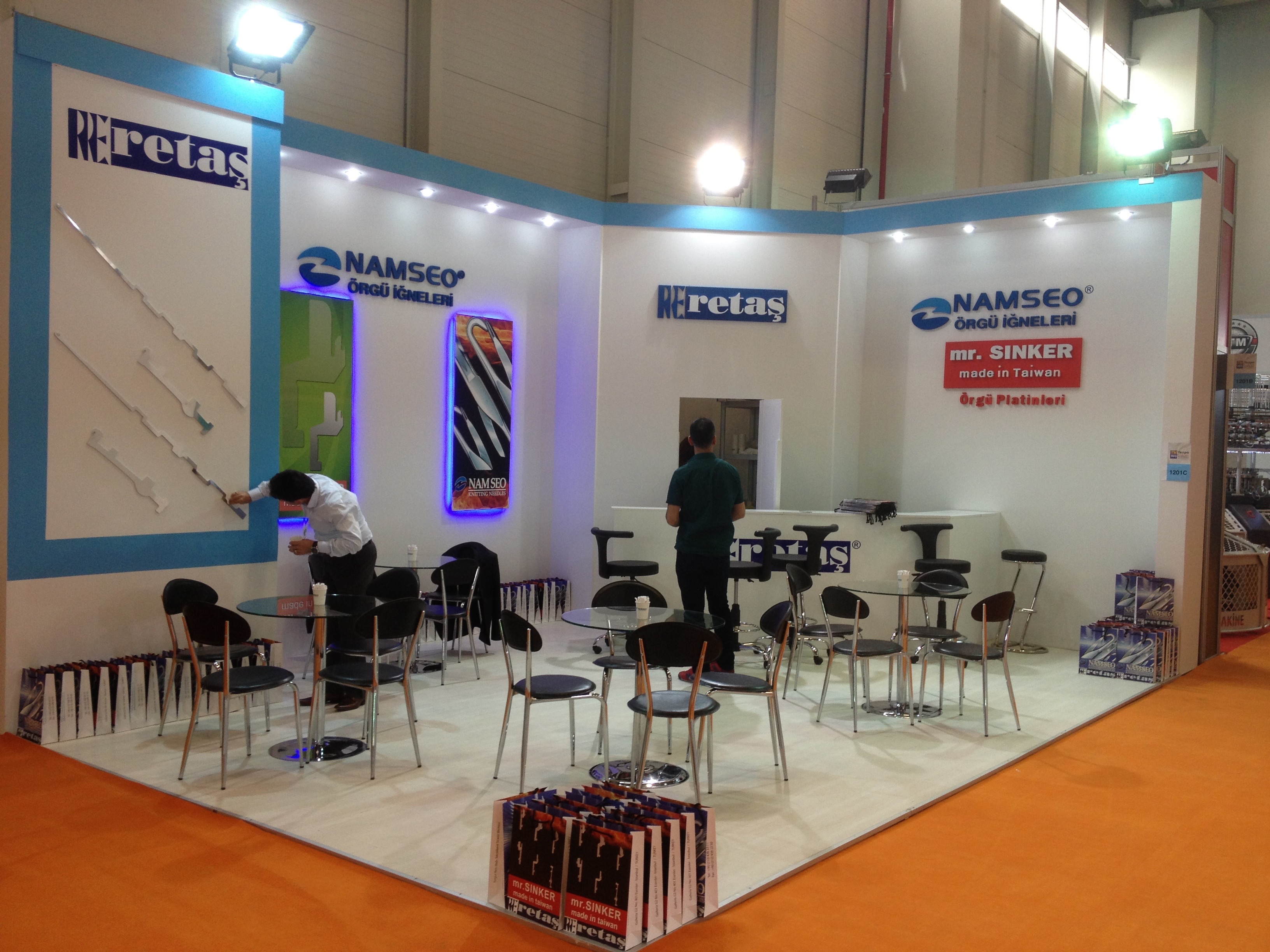 Ahşap Stand Köşe Stand