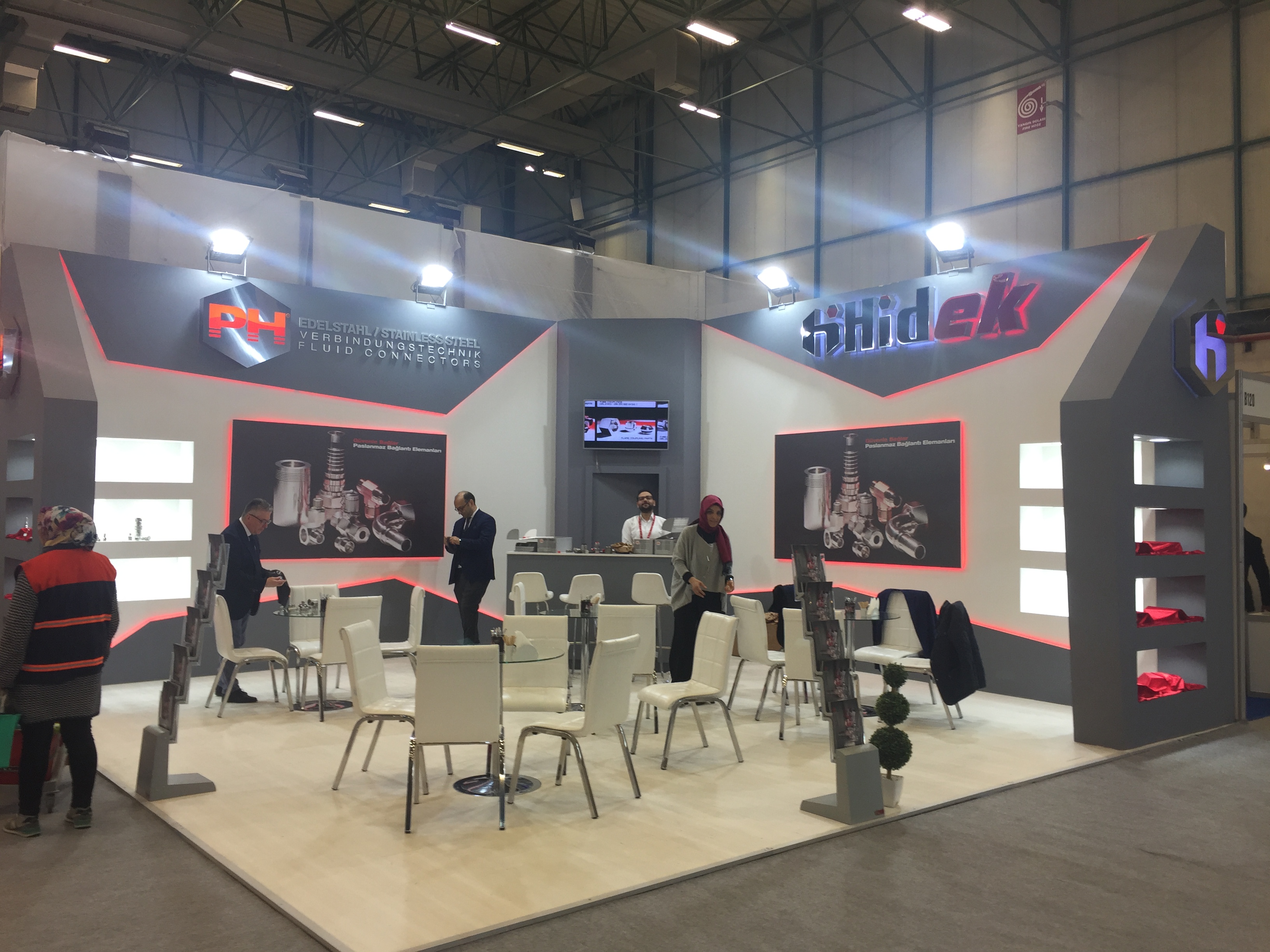 Ahşap Stand Köşe Stand