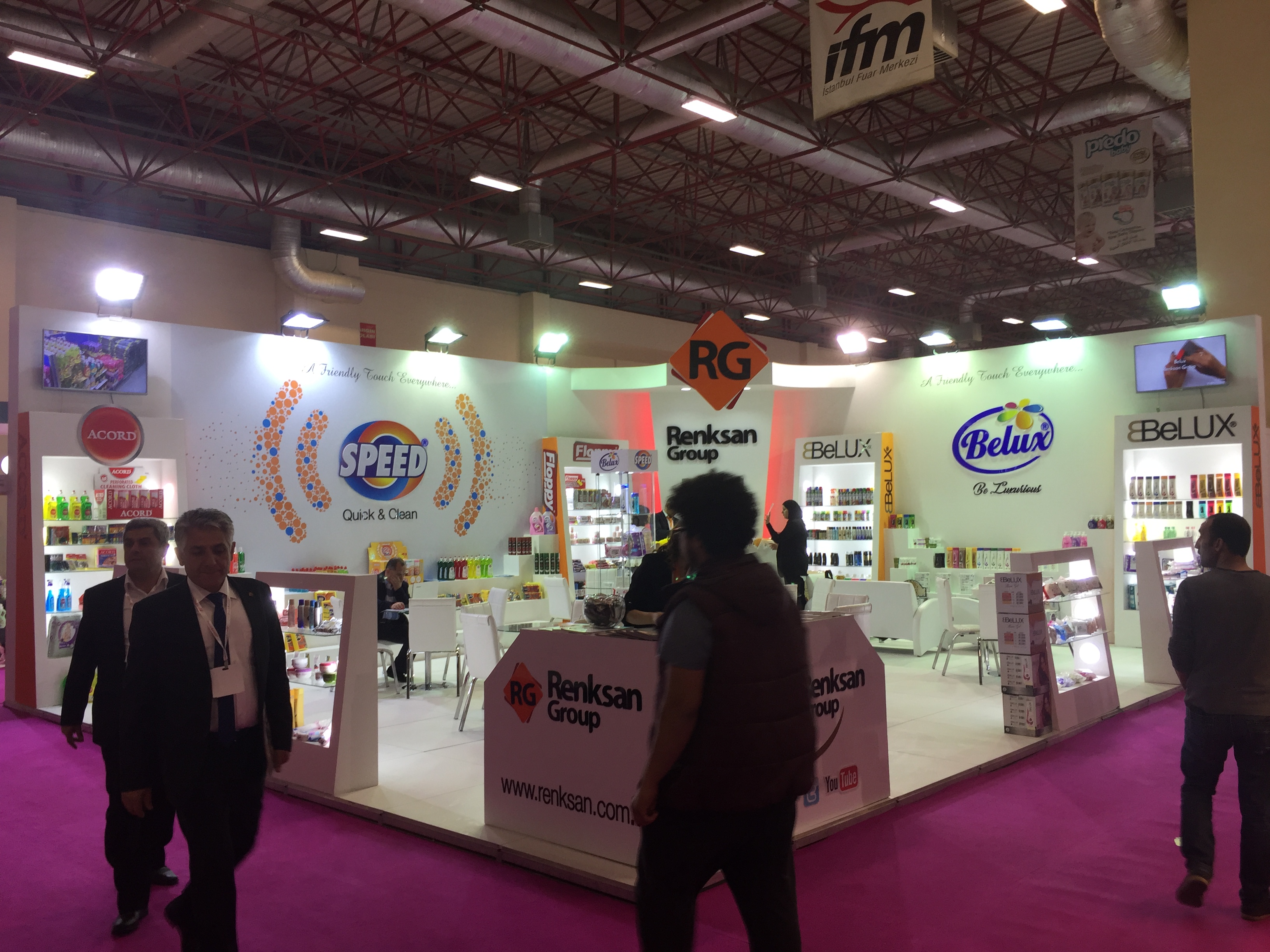 Ahşap Stand Köşe Stand