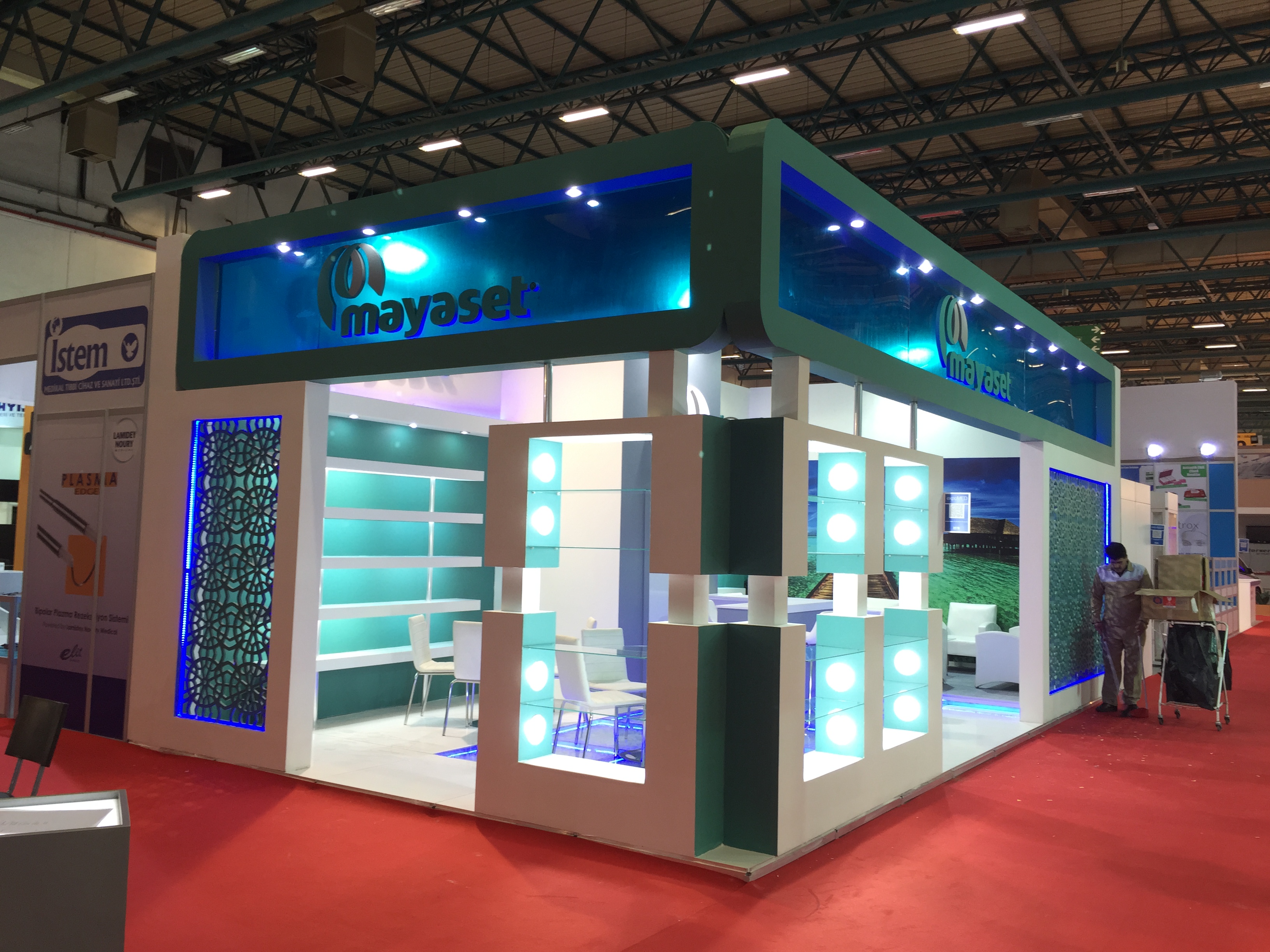 Ahşap Stand Köşe Stand