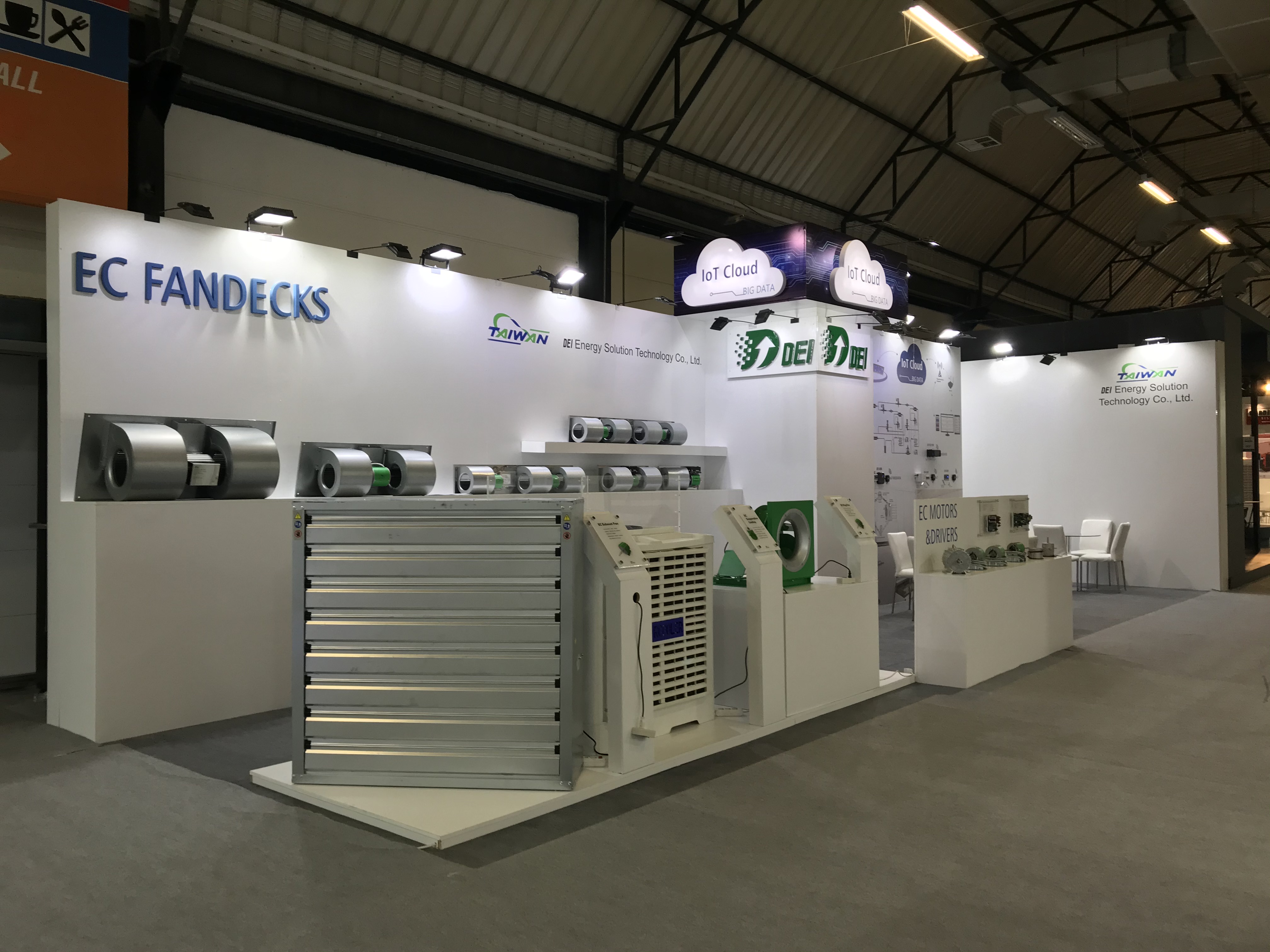 Ahşap Stand Köşe Stand