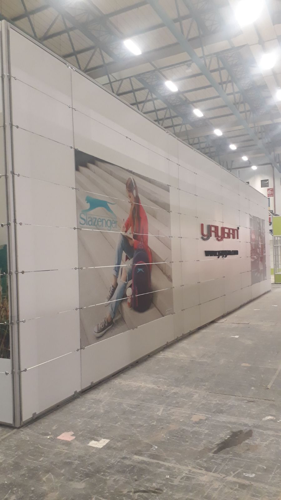 Maxima Stand Ada Stand