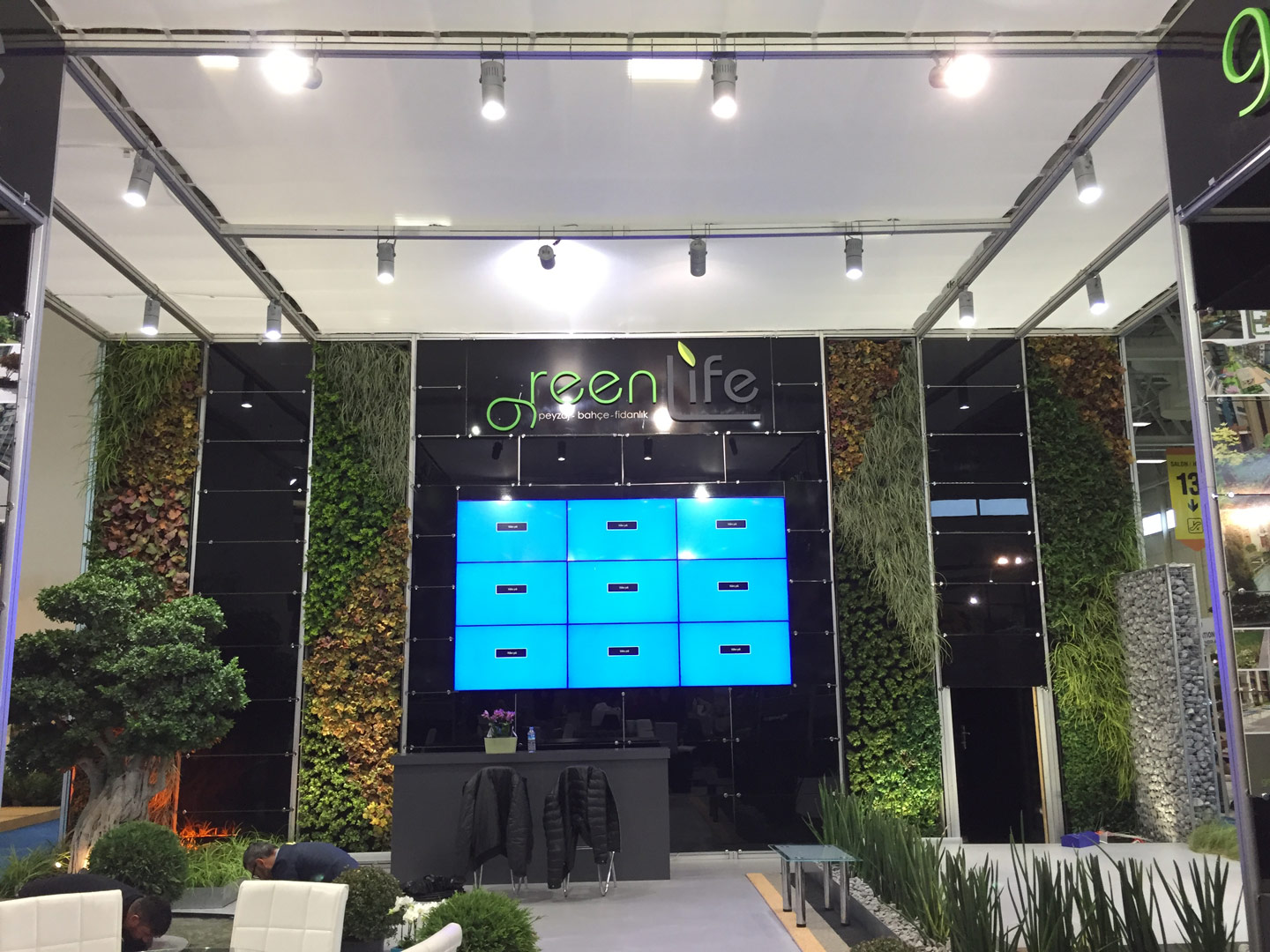 Maxima Stand Üç Tarafı Açık Stand