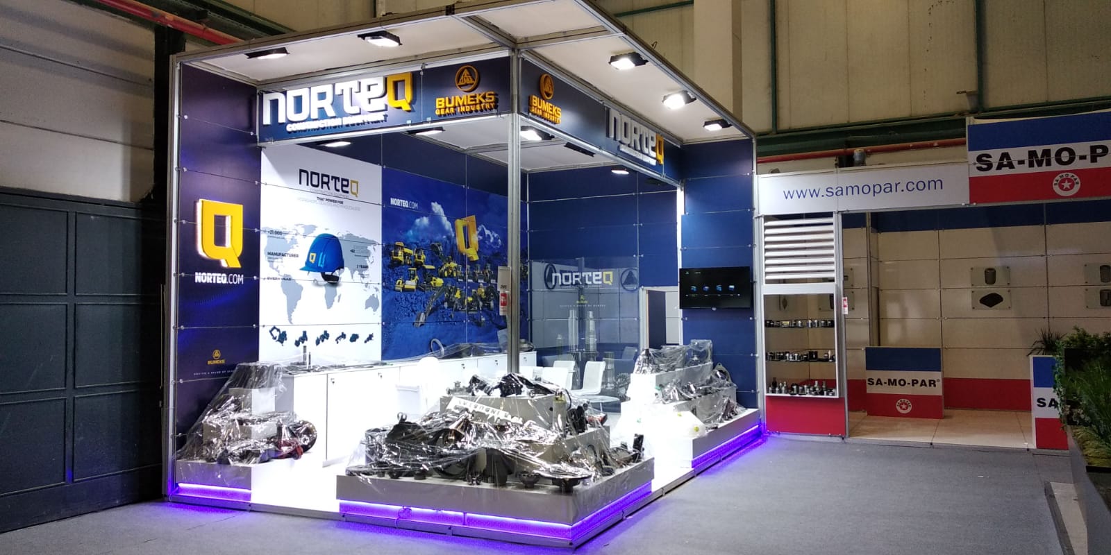 Maxima Stand Köşe Stand