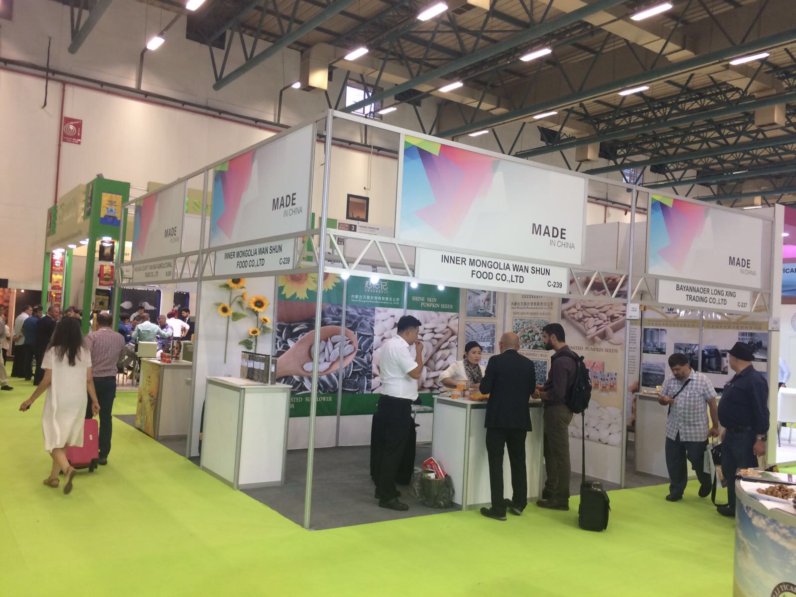 Ülke Pavilonları Ülke Pavilonları